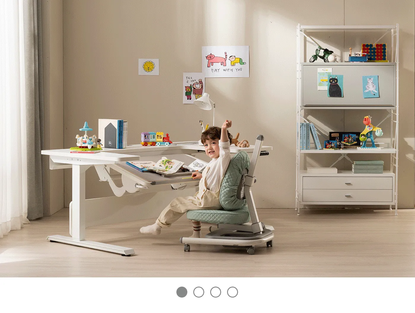 [𝐘𝐞𝐚𝐫 𝐄𝐧𝐝 𝐒𝐚𝐥𝐞] Comfpro Y699 Enlightening kid's Ergonomic Adjustable Chair