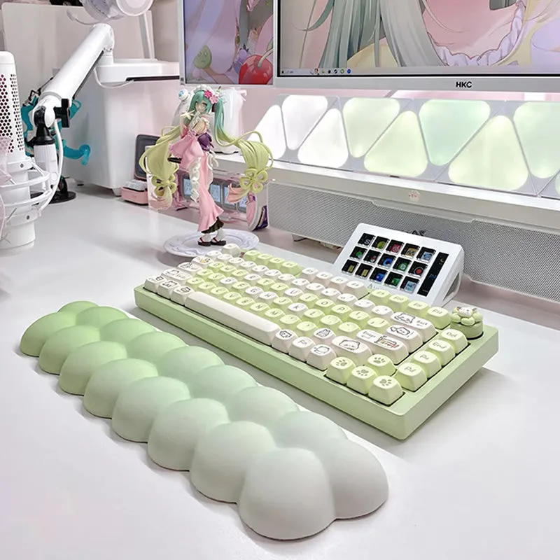 PIWIJOY Puff Green Grape Milk Silk Cloth Wrist Rest